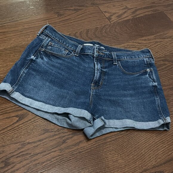 Old Navy Boy Friend Shorts - Picture 1 of 2